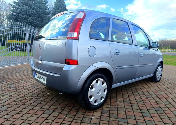 Opel Meriva cena 10900 przebieg: 172000, rok produkcji 2005 z Staszów małe 562